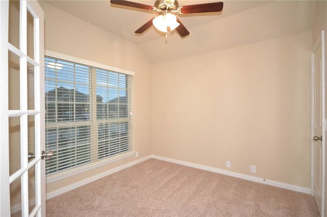 118 Eagle Feather, Waxahachie, TX 75165