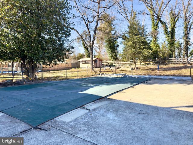 14204 SAINT CLAIR DR, Gainesville, VA 20155