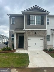 1005 N 2nd Avenue NW 35, Rome, GA 30165