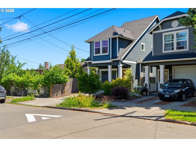 9578 N BURR Ave, Portland, OR 97203