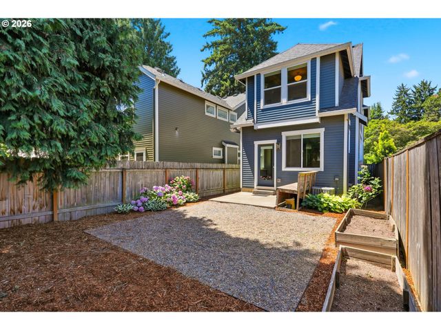 9578 N BURR Ave, Portland, OR 97203