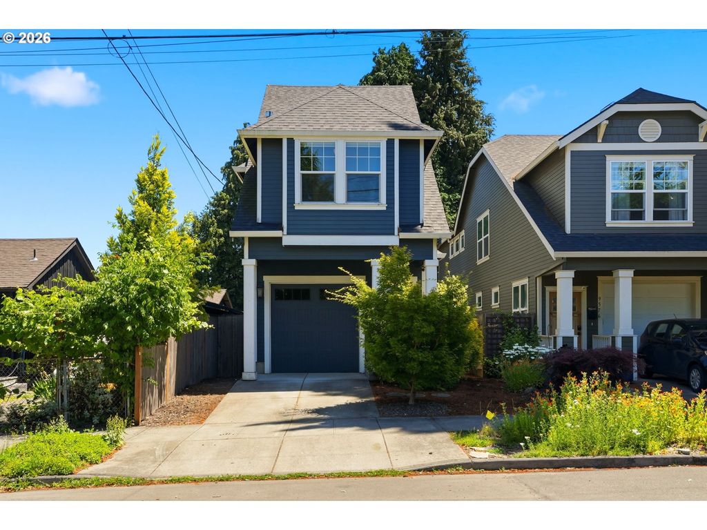 9578 N BURR Ave, Portland, OR 97203