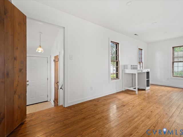 2321 Crowncrest Dr, Henrico, VA 23233
