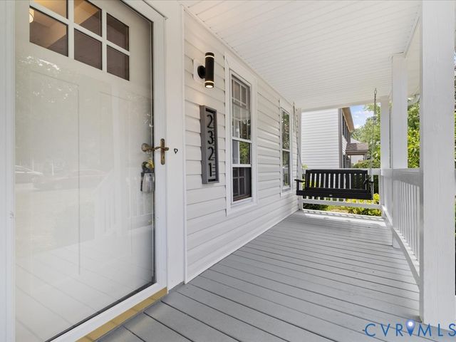 2321 Crowncrest Dr, Henrico, VA 23233