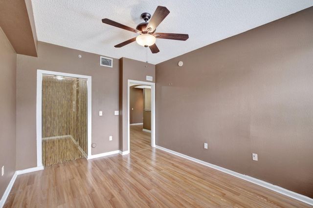 533 NE 3rd Avenue 208, Fort Lauderdale, FL 33301