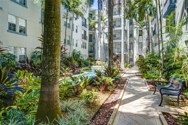 533 NE 3rd Avenue 208, Fort Lauderdale, FL 33301