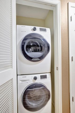 533 NE 3rd Avenue 208, Fort Lauderdale, FL 33301