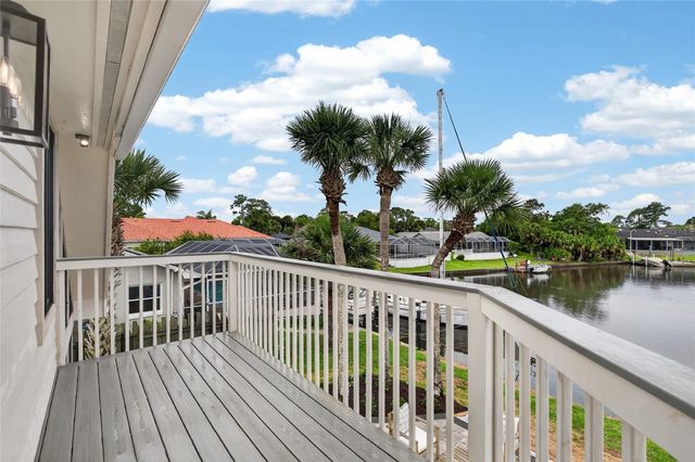 7 CHINOOK COURT, Palm Coast, FL 32137