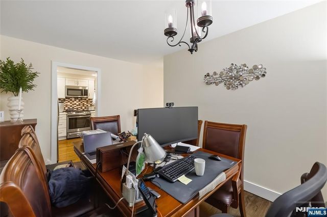 18 Holiday Court, River Vale, NJ 07675