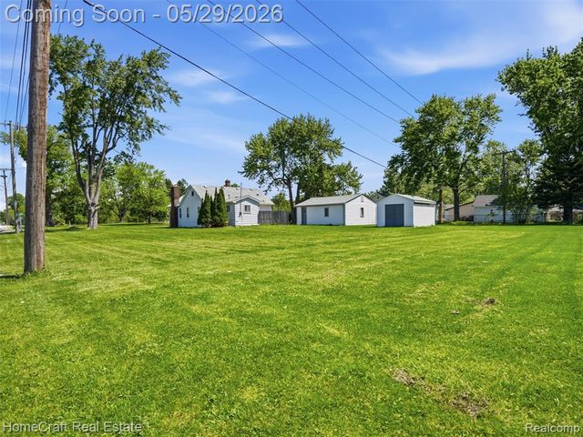 31245 Beverly Road, Romulus, MI 48174
