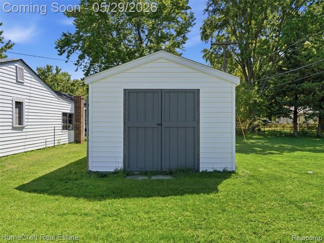 31245 Beverly Road, Romulus, MI 48174