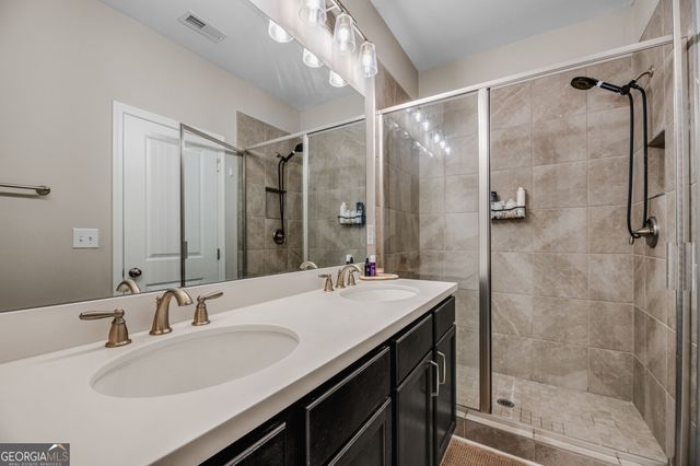 2893 Royal Heights Drive, Atlanta, GA 30318