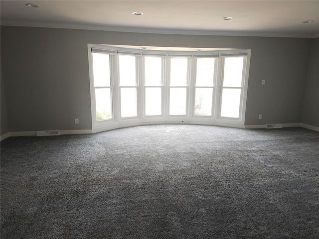 1212 Dubuque Road, Marion, IA 52302