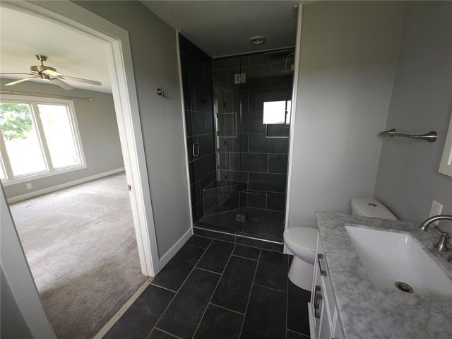 1212 Dubuque Road, Marion, IA 52302