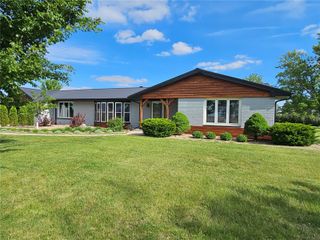 1212 Dubuque Road, Marion, IA 52302