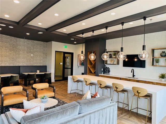 2648 Sandy Plains Road 422, Marietta, GA 30066
