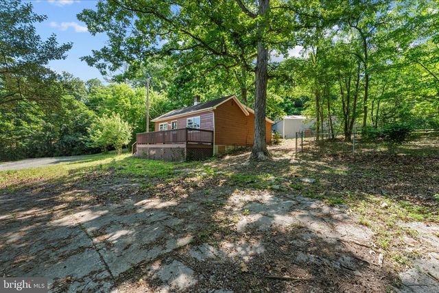 202 CEDAR GROVE RD, Winchester, VA 22603