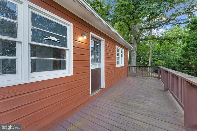 202 CEDAR GROVE RD, Winchester, VA 22603