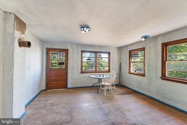 202 CEDAR GROVE RD, Winchester, VA 22603