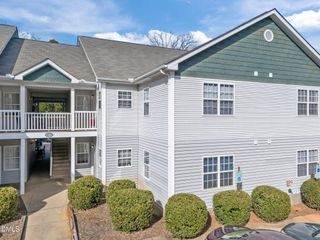 1305 Kent Road 101, Raleigh, NC 27606