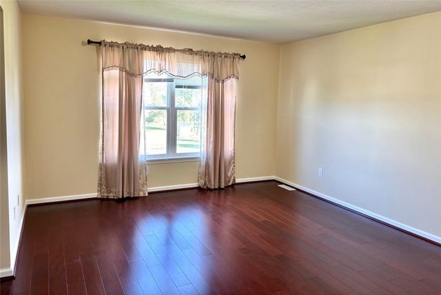131 Chesapeake, Henrietta, NY 14586