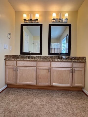 131 Chesapeake, Henrietta, NY 14586