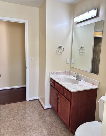 131 Chesapeake, Henrietta, NY 14586