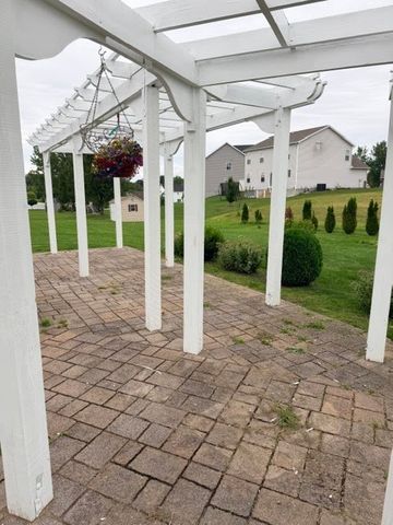 131 Chesapeake, Henrietta, NY 14586