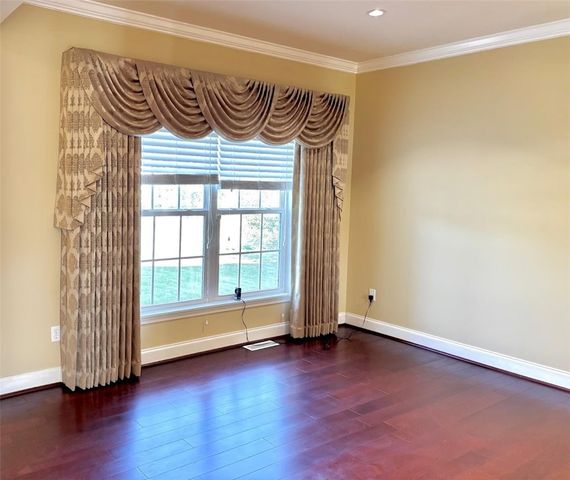 131 Chesapeake, Henrietta, NY 14586