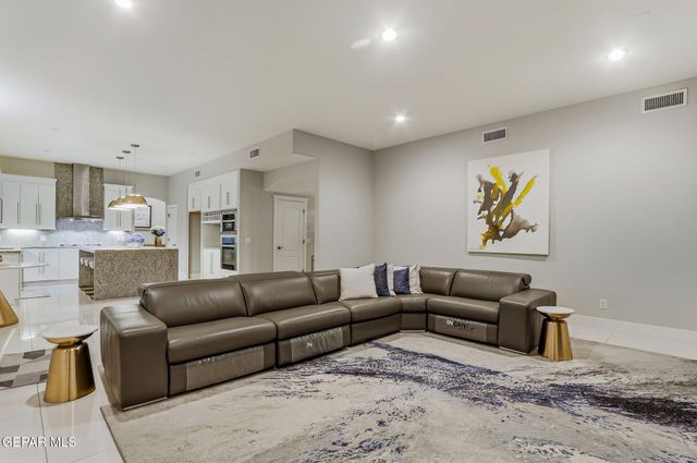 1297 Cypress Ridge Drive, El Paso, TX 79912