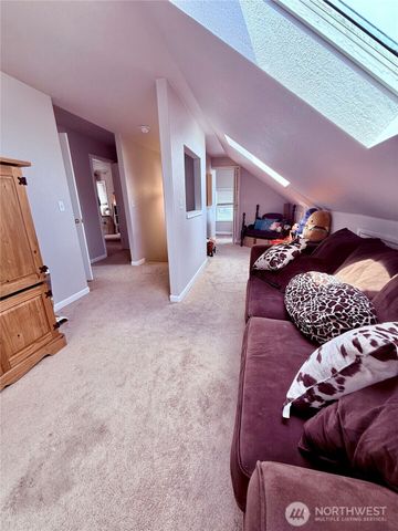 4624 E B Street, Tacoma, WA 98404
