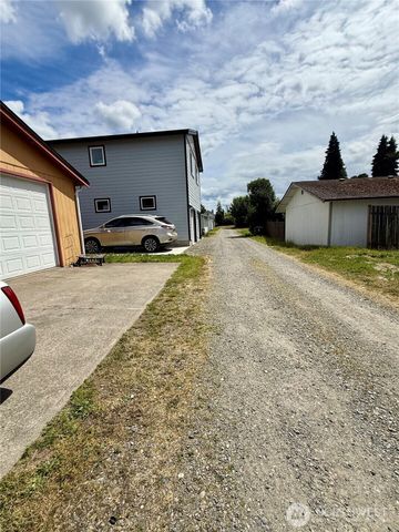 4624 E B Street, Tacoma, WA 98404