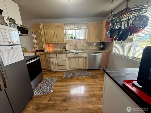 4624 E B Street, Tacoma, WA 98404