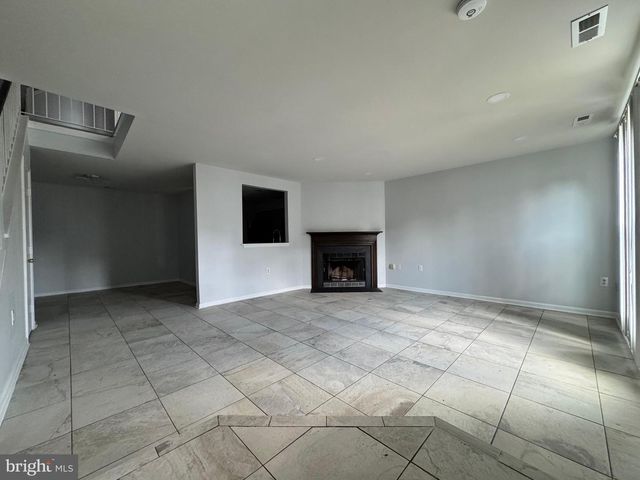 7527 BELLE GRAE DR, Manassas, VA 20109