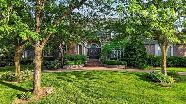 11329 W 121st Terrace, Overland Park, KS 66213