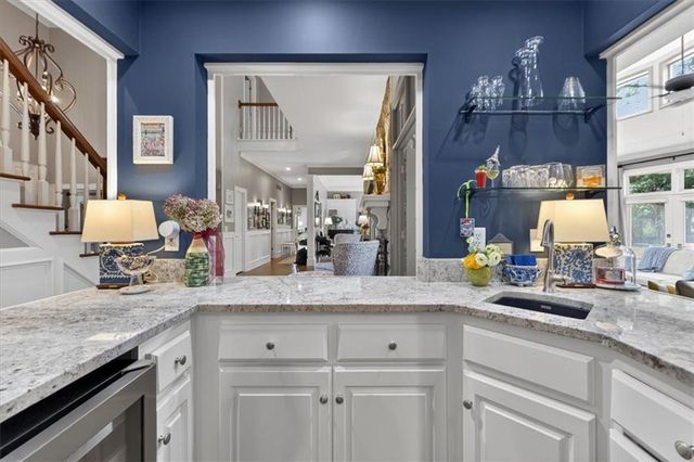 11329 W 121st Terrace, Overland Park, KS 66213