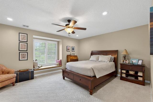 11329 W 121st Terrace, Overland Park, KS 66213