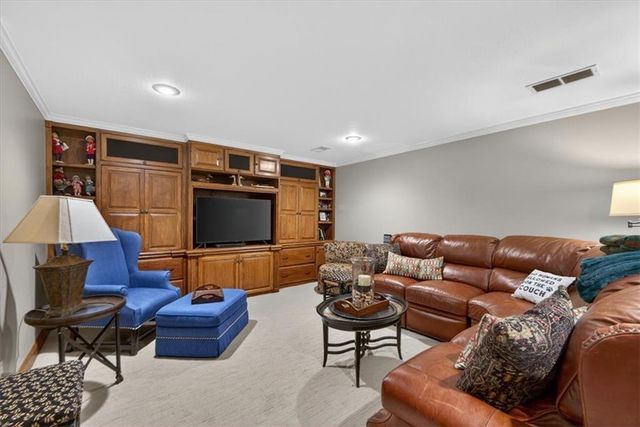 11329 W 121st Terrace, Overland Park, KS 66213