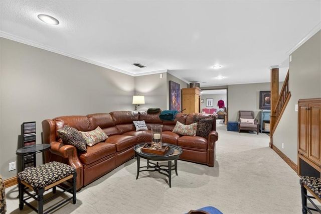 11329 W 121st Terrace, Overland Park, KS 66213