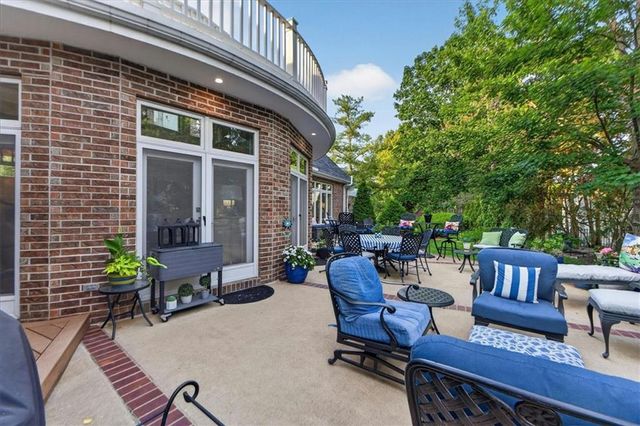 11329 W 121st Terrace, Overland Park, KS 66213