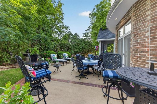 11329 W 121st Terrace, Overland Park, KS 66213