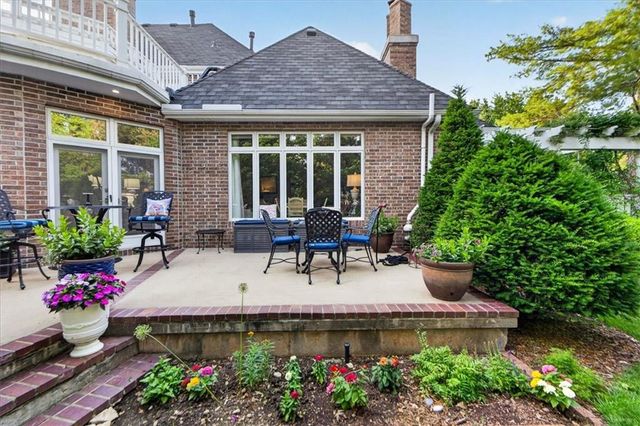 11329 W 121st Terrace, Overland Park, KS 66213