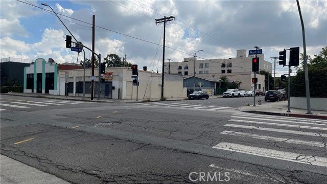 2800 N Main, Los Angeles, CA 90031