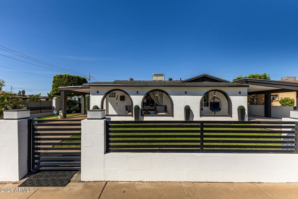 3144 W GARFIELD Street, Phoenix, AZ 85009