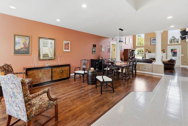 7166 Brooks Close, New Albany, OH 43054