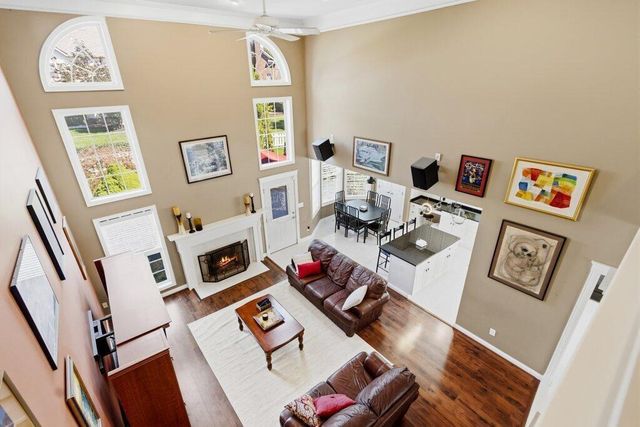 7166 Brooks Close, New Albany, OH 43054