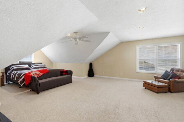 7166 Brooks Close, New Albany, OH 43054