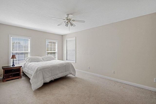 7166 Brooks Close, New Albany, OH 43054