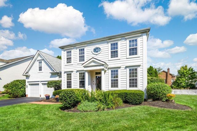 7166 Brooks Close, New Albany, OH 43054