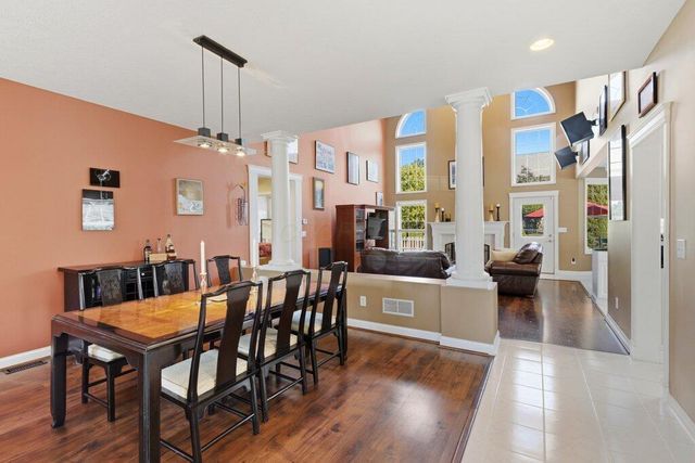 7166 Brooks Close, New Albany, OH 43054